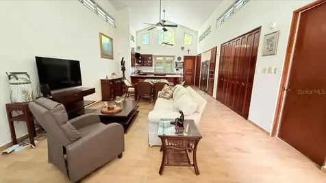 177 Vanda Street Guaynabo PR 00966