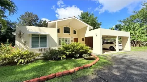 177 Vanda Street Guaynabo PR 00966