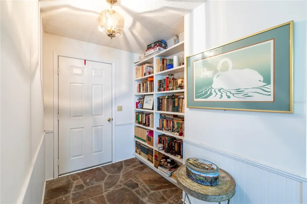 16529 Orange Avenue Umatilla FL 32784