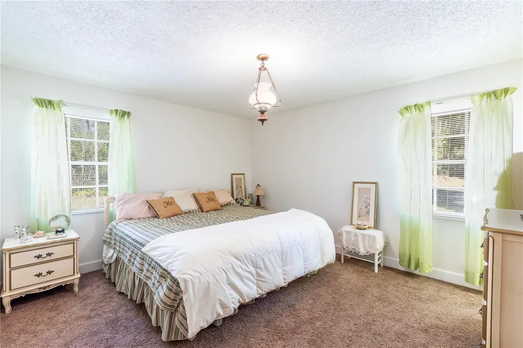 16529 Orange Avenue Umatilla FL 32784