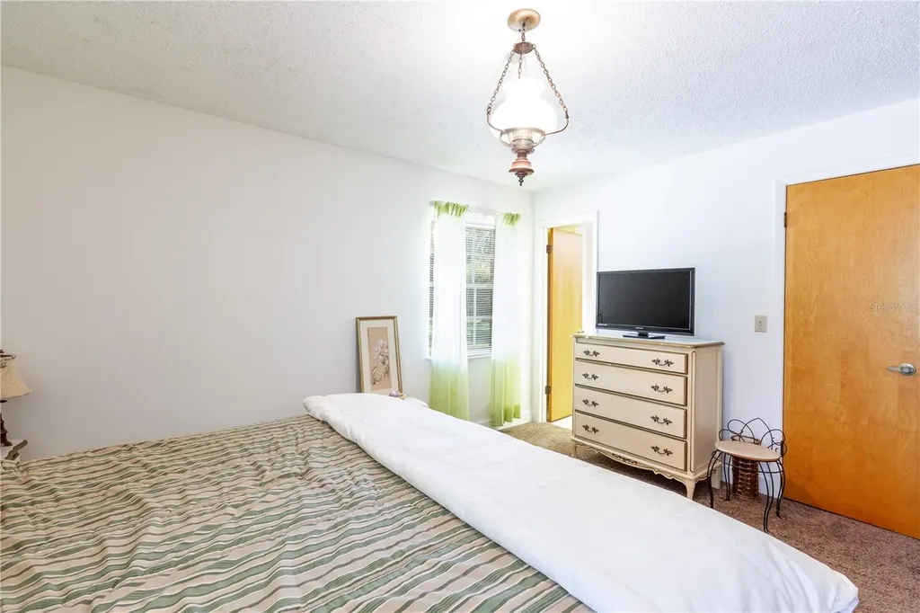 16529 Orange Avenue Umatilla FL 32784