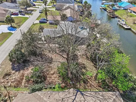 35 Coral Reef Court N Palm Coast FL 32137