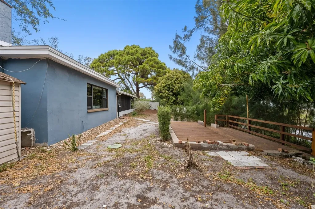 1363 Essex Drive Clearwater FL 33756