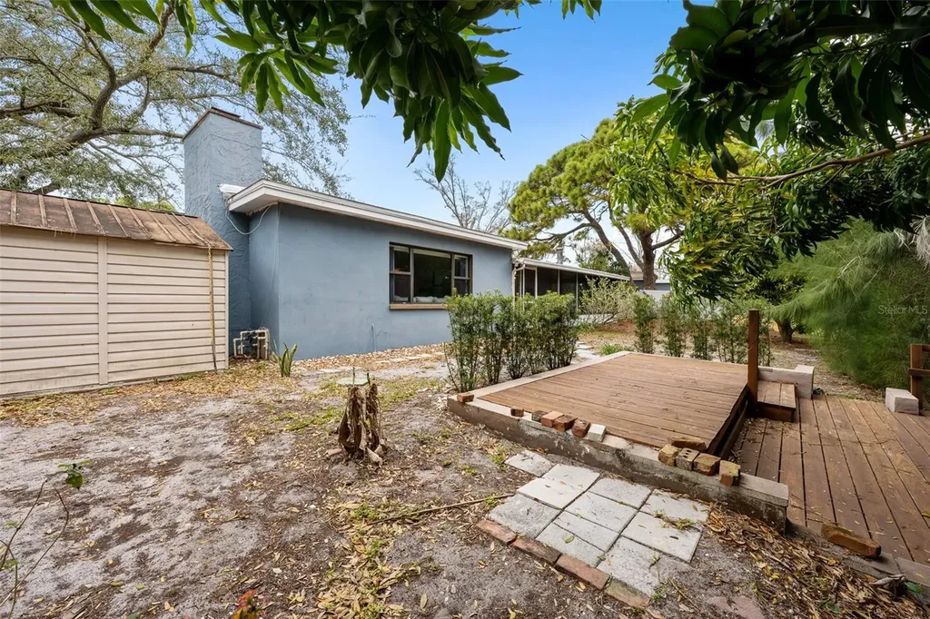 1363 Essex Drive Clearwater FL 33756