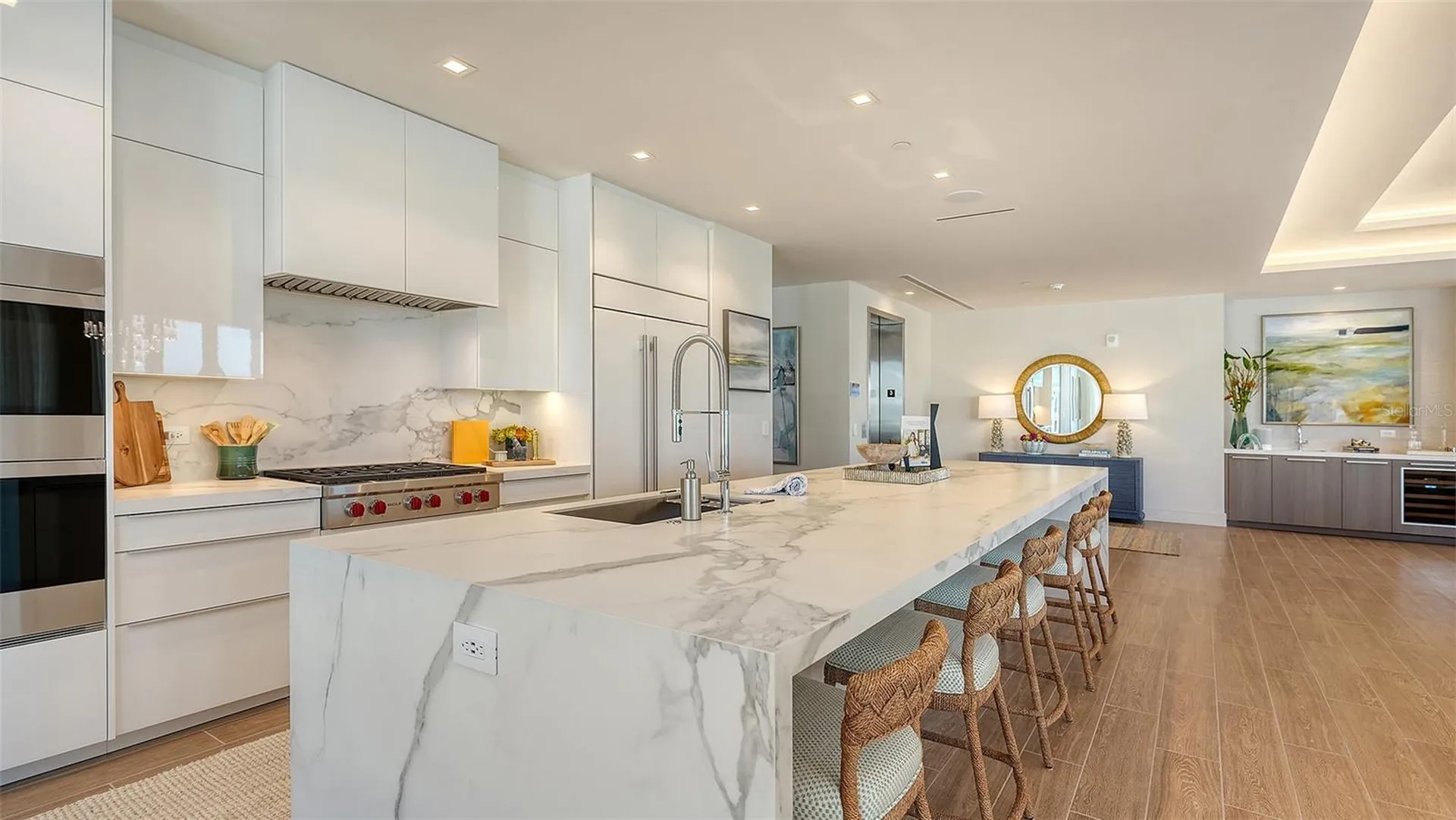 1561 Gulf Of Mexico Drive Longboat Key FL 34228