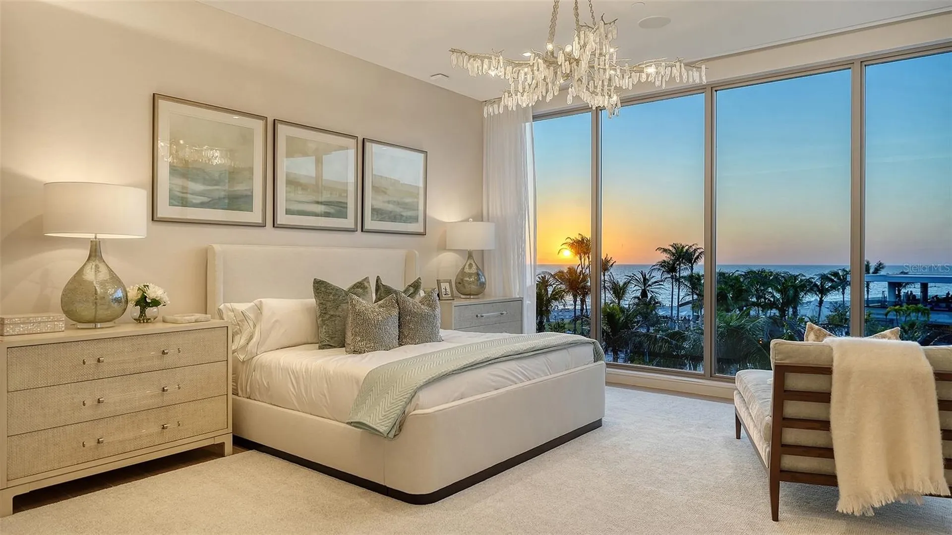 1561 Gulf Of Mexico Drive Longboat Key FL 34228