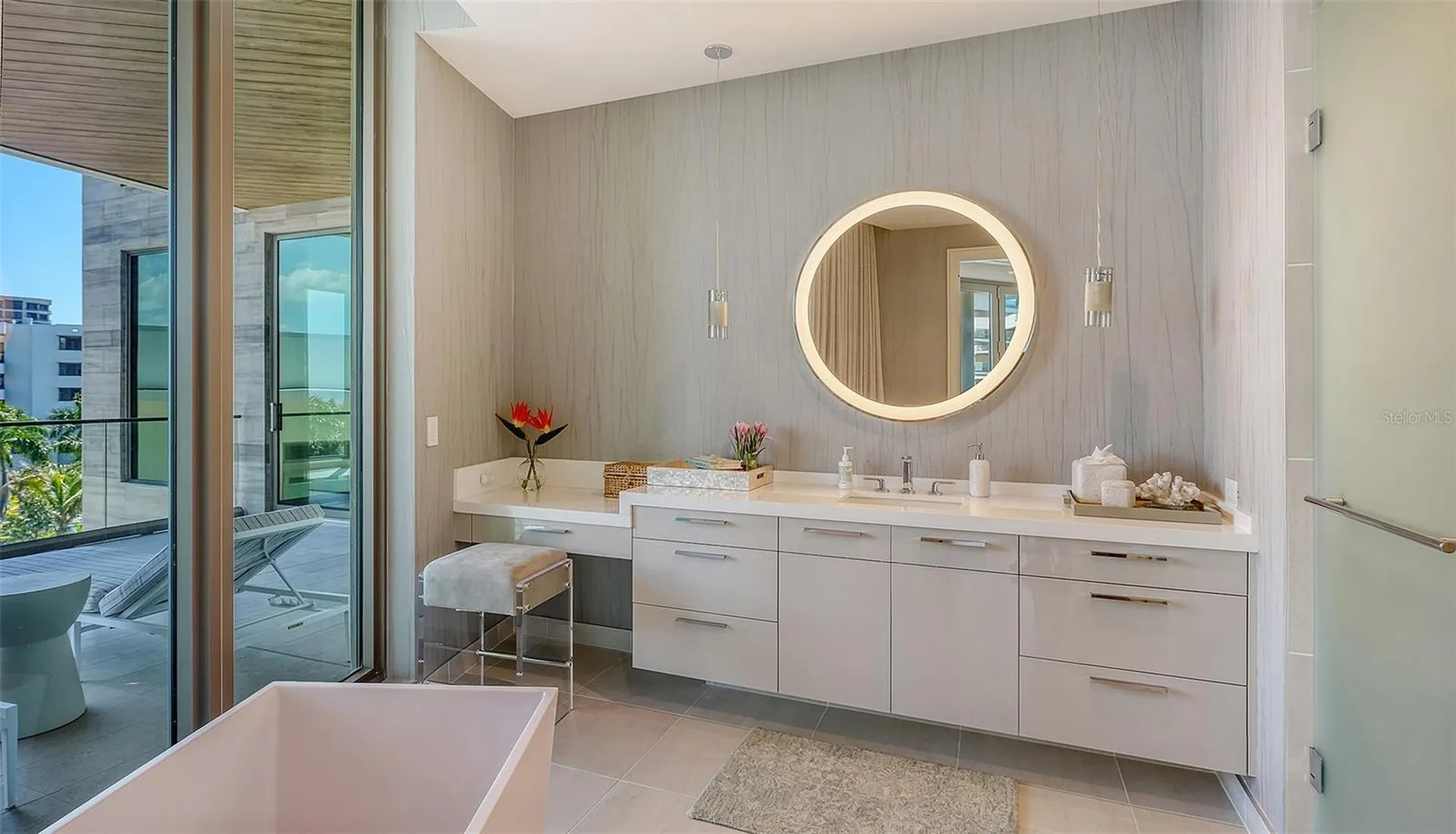 1561 Gulf Of Mexico Drive Longboat Key FL 34228