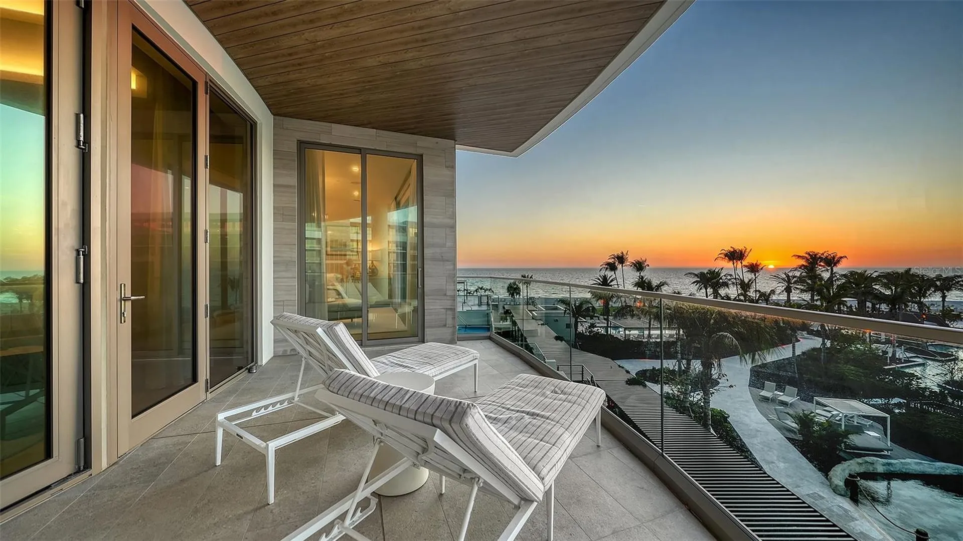 1561 Gulf Of Mexico Drive Longboat Key FL 34228