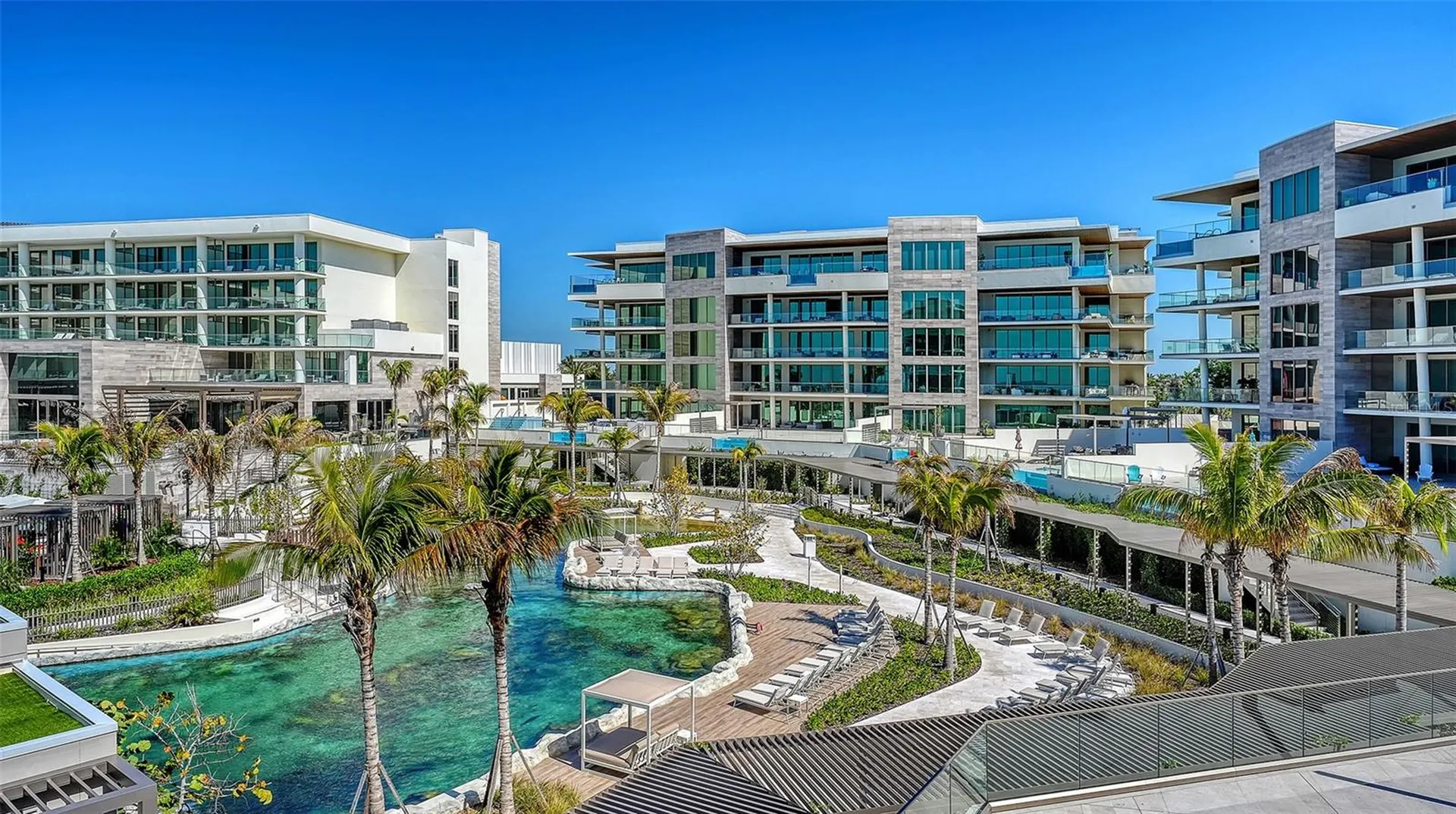 1561 Gulf Of Mexico Drive Longboat Key FL 34228