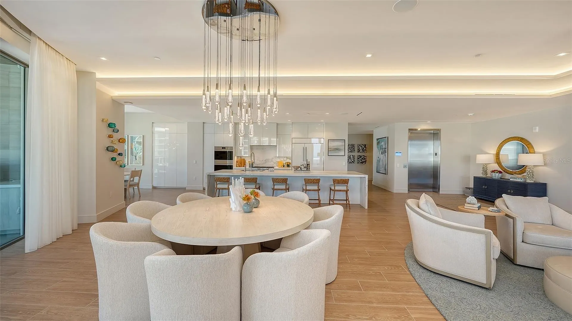 1561 Gulf Of Mexico Drive Longboat Key FL 34228