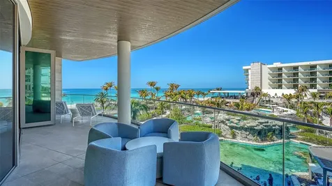 1561 Gulf Of Mexico Drive Longboat Key FL 34228