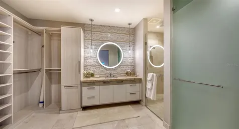 1561 Gulf Of Mexico Drive Longboat Key FL 34228