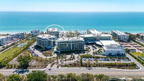 1561 Gulf Of Mexico Drive Longboat Key FL 34228