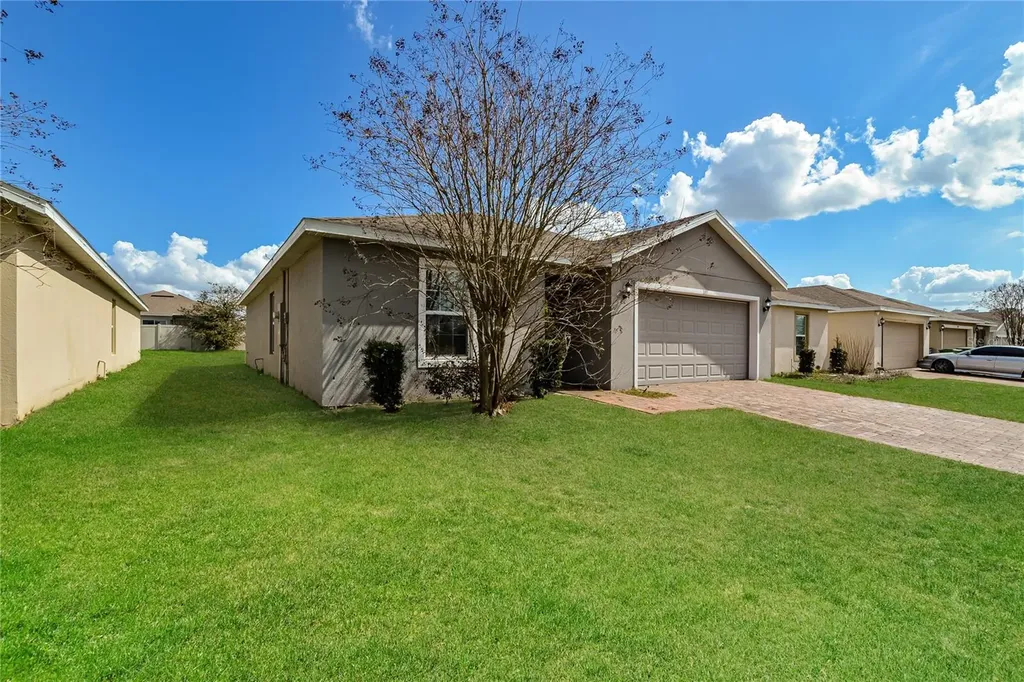 1417 Lucerne Loop Road NE Winter Haven FL 33881