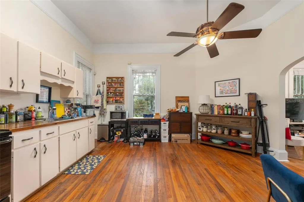 240 SW 3rd Street Gainesville FL 32601