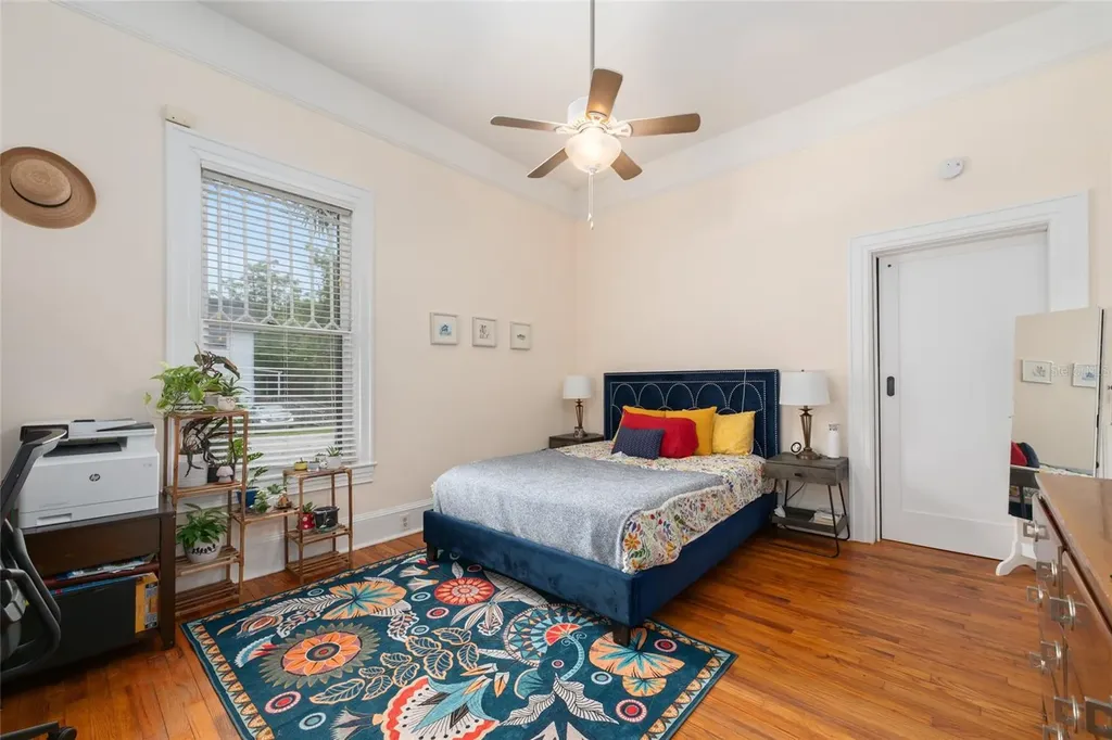 240 SW 3rd Street Gainesville FL 32601