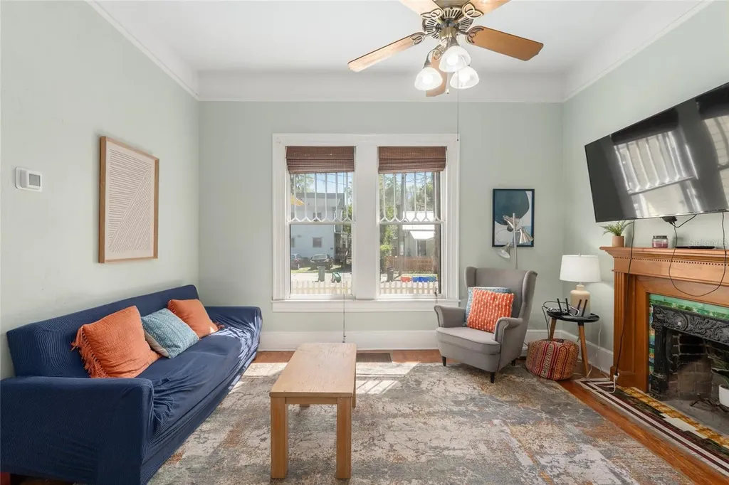 240 SW 3rd Street Gainesville FL 32601