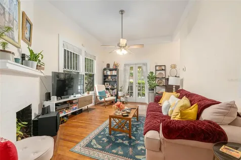 240 SW 3rd Street Gainesville FL 32601