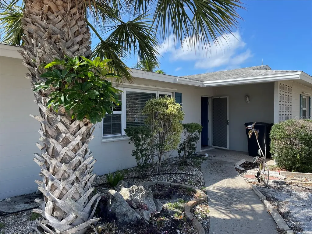 10307 Sandpiper Road W Bradenton FL 34209