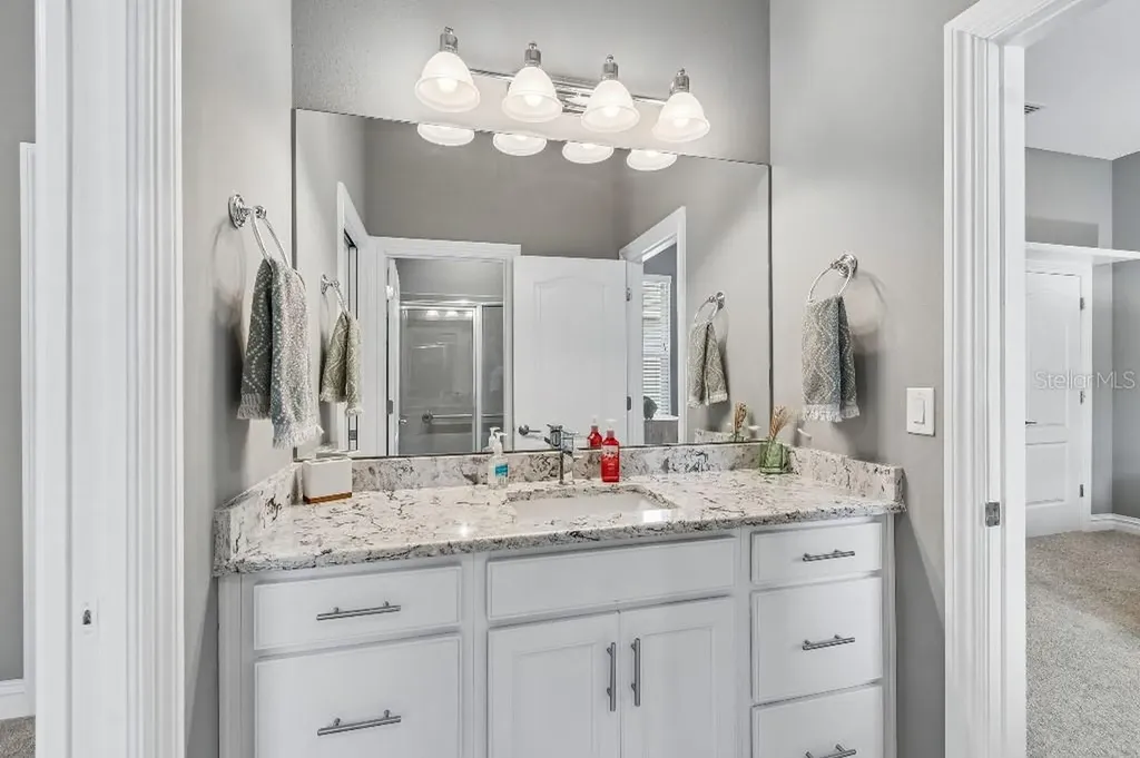 6911 Park Strand Drive Apollo Beach FL 33572