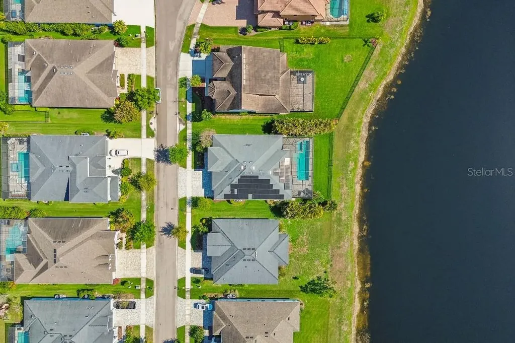 6911 Park Strand Drive Apollo Beach FL 33572