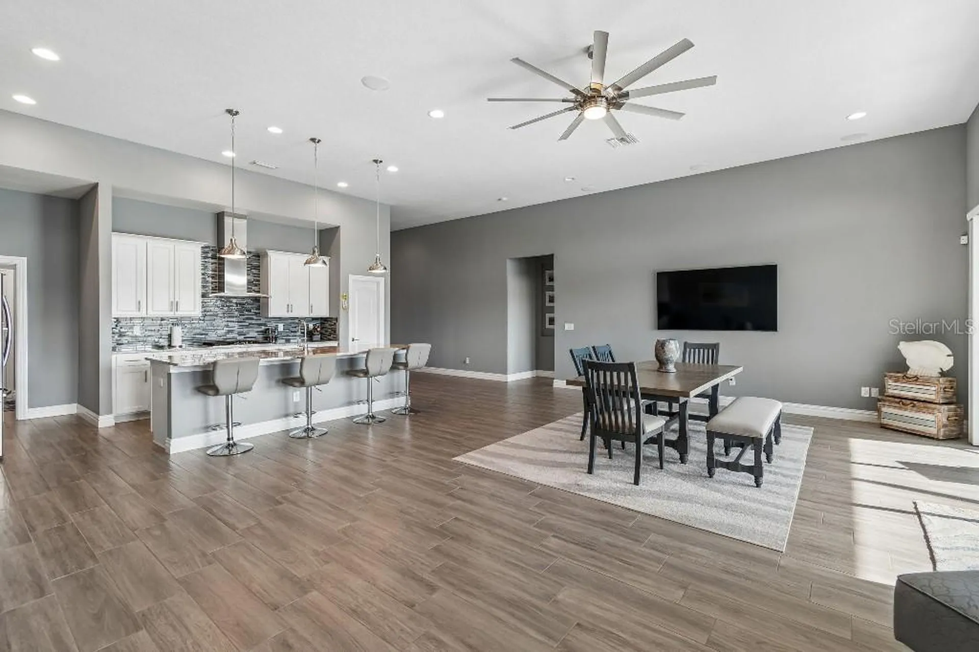 6911 Park Strand Drive Apollo Beach FL 33572