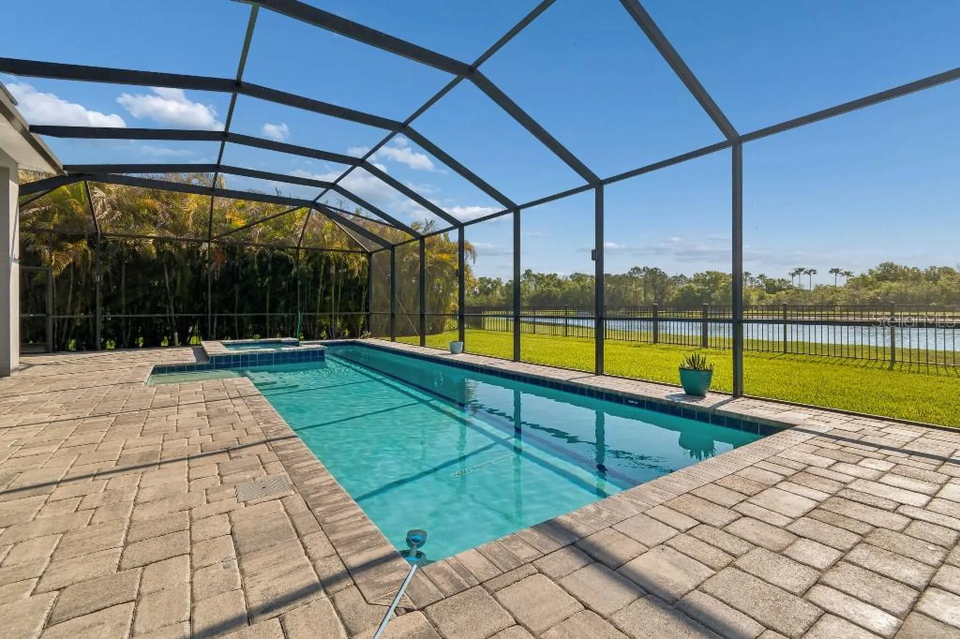 6911 Park Strand Drive Apollo Beach FL 33572