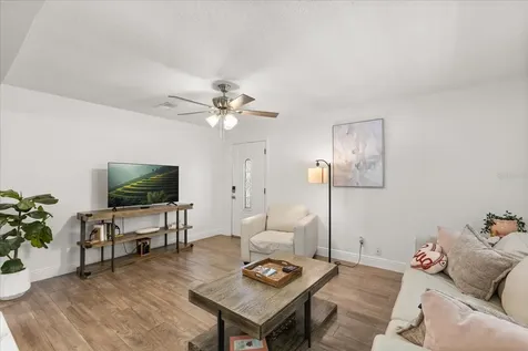 604 Foster Avenue Winter Garden FL 34787