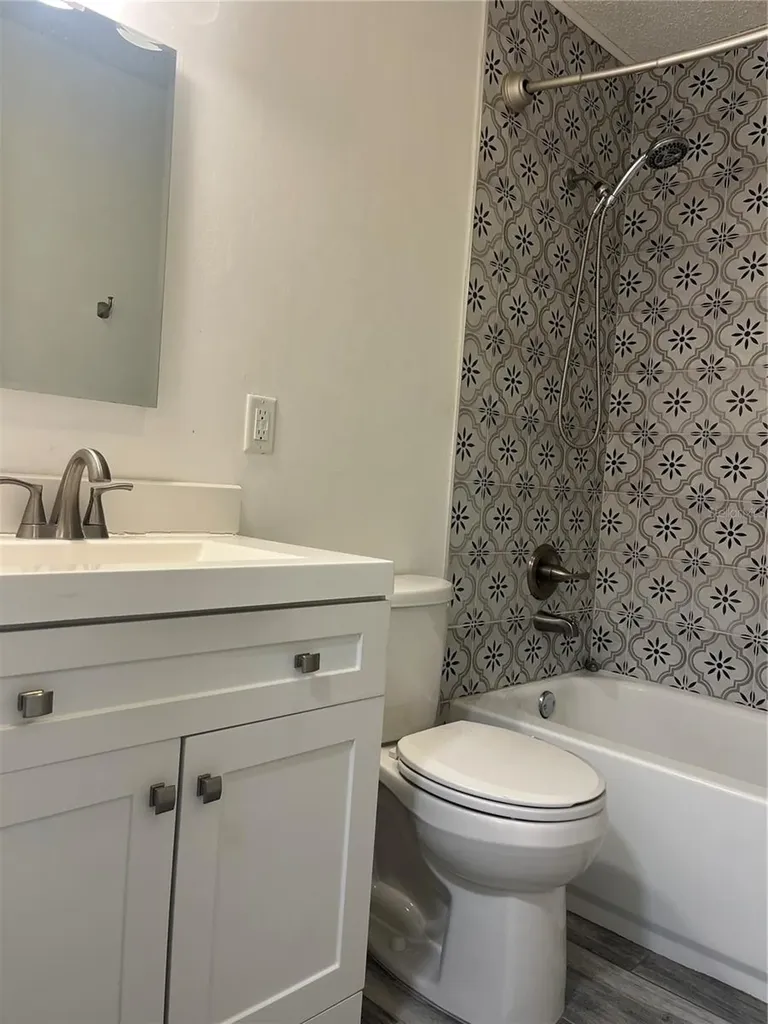 215 Fernwood Street Leesburg FL 34748