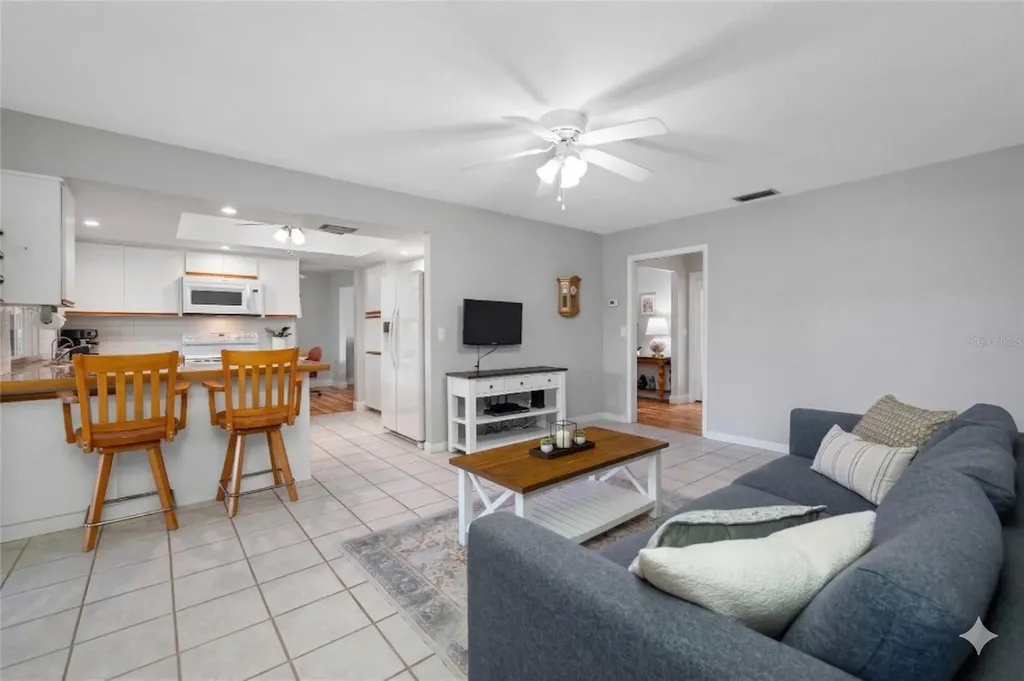 12277 91st Avenue Seminole FL 33772