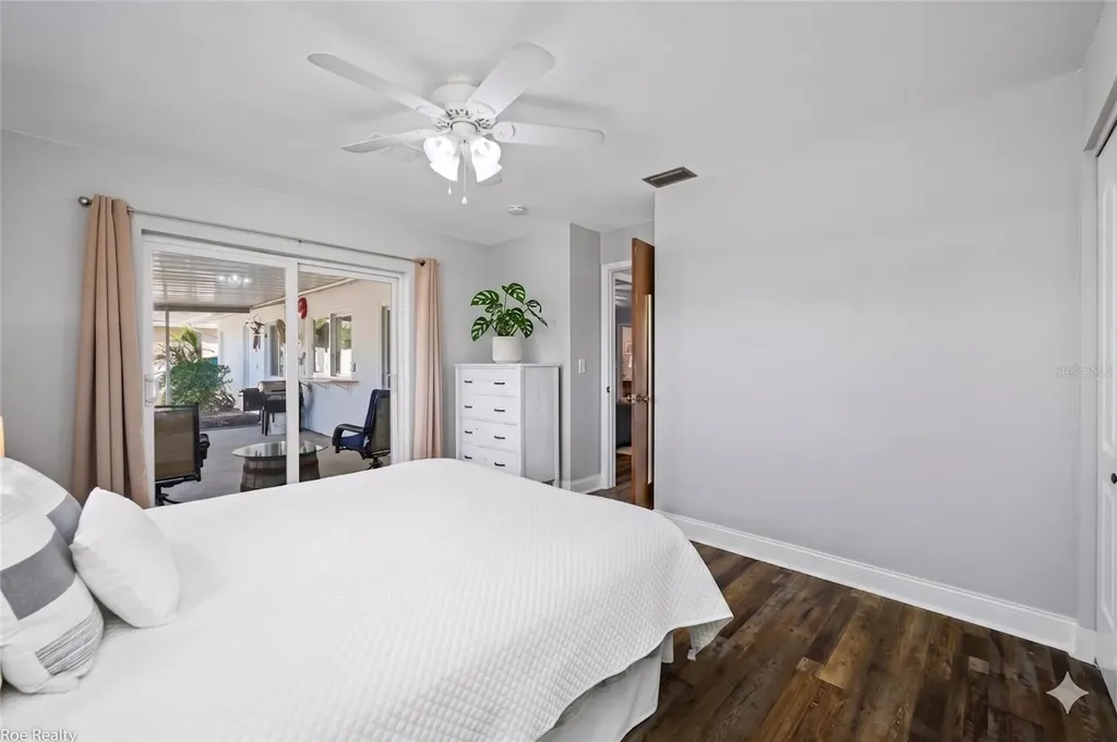 12277 91st Avenue Seminole FL 33772