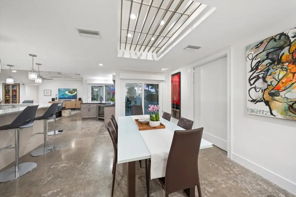 109 Driftwood Lane Largo FL 33770