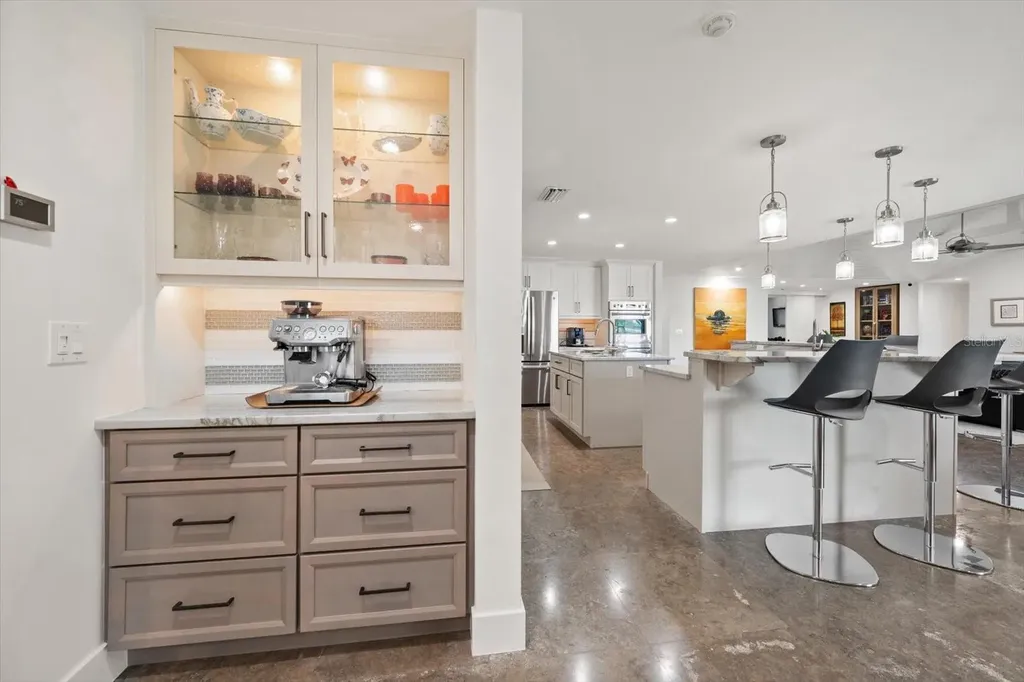 109 Driftwood Lane Largo FL 33770