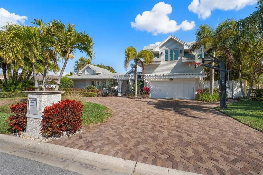 109 Driftwood Lane Largo FL 33770