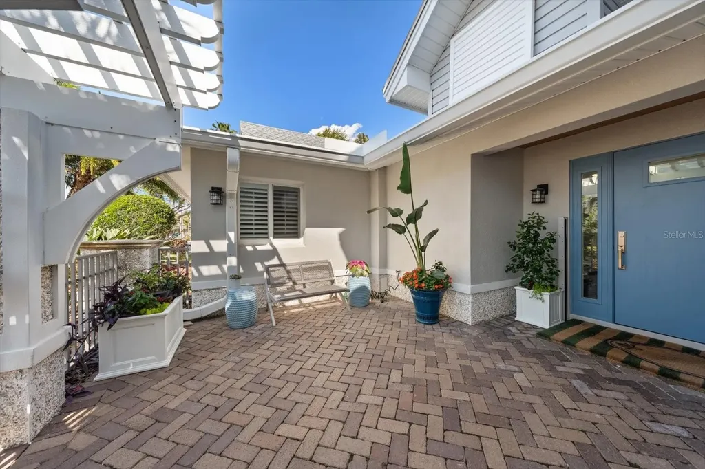 109 Driftwood Lane Largo FL 33770