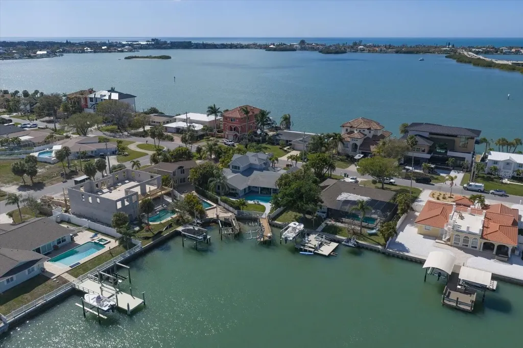 109 Driftwood Lane Largo FL 33770