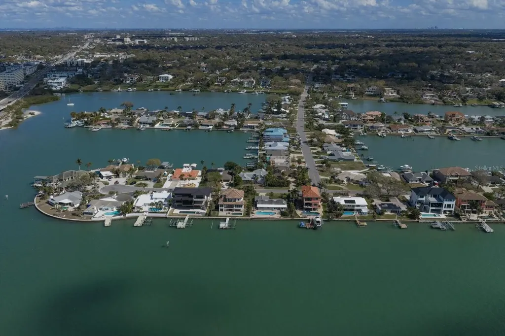 109 Driftwood Lane Largo FL 33770