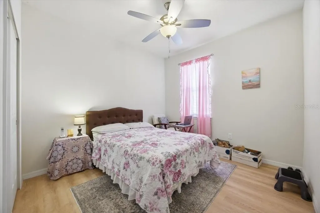 1917 Cayman Cove Circle St Cloud FL 34772