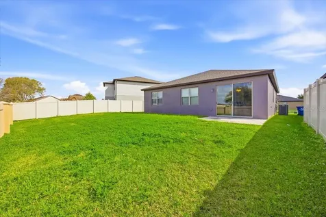 1917 Cayman Cove Circle St Cloud FL 34772