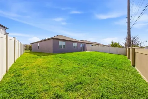 1917 Cayman Cove Circle St Cloud FL 34772