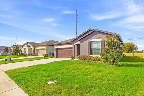 1917 Cayman Cove Circle St Cloud FL 34772