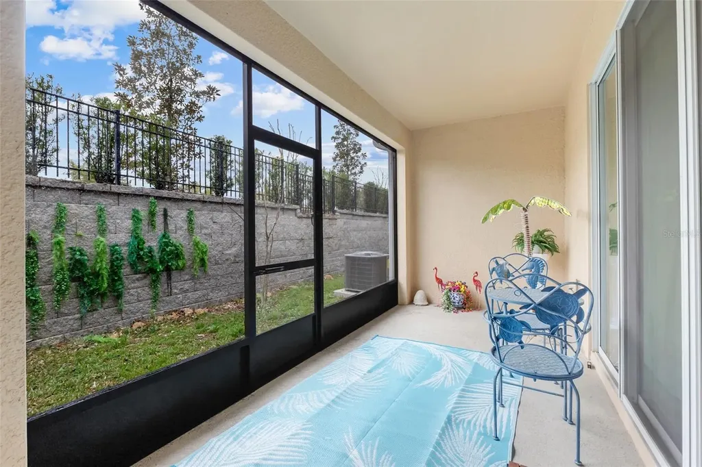 1041 Lido Drive Howey In The Hills FL 34737