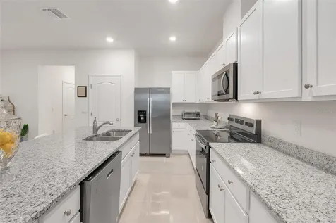 1041 Lido Drive Howey In The Hills FL 34737