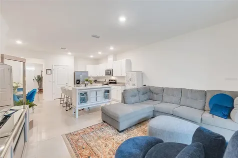 1041 Lido Drive Howey In The Hills FL 34737