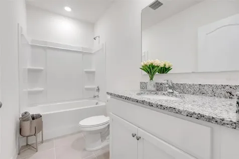 1041 Lido Drive Howey In The Hills FL 34737