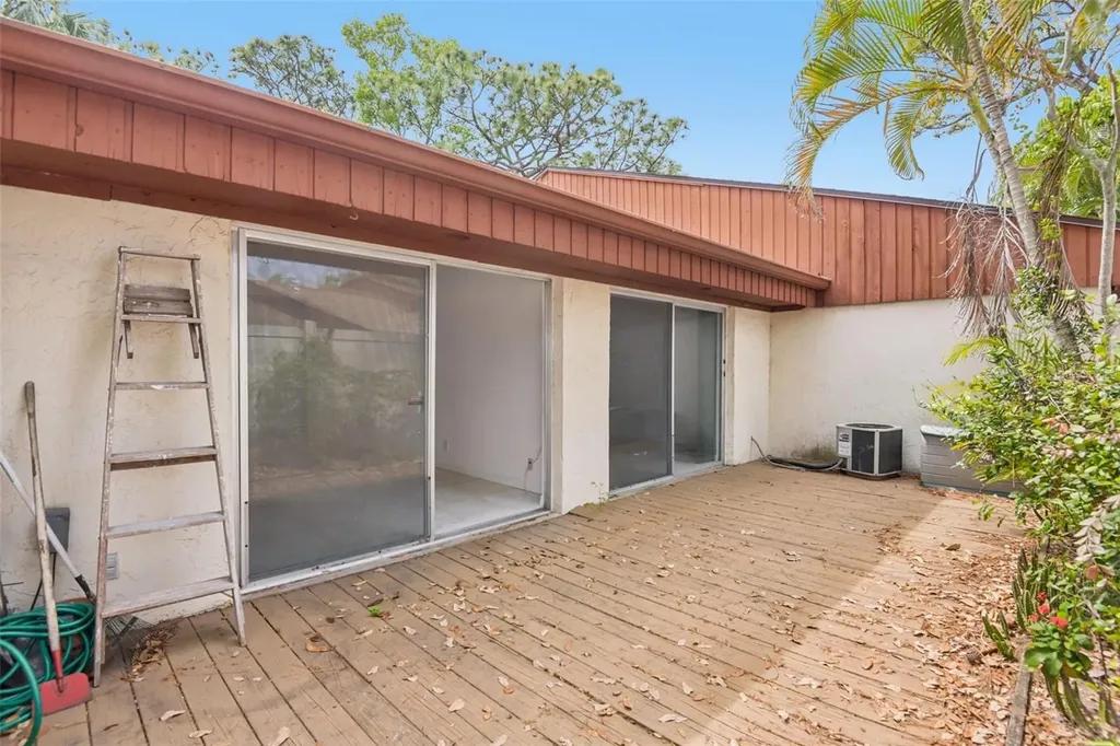 2064 Sunset Point Road Clearwater FL 33765