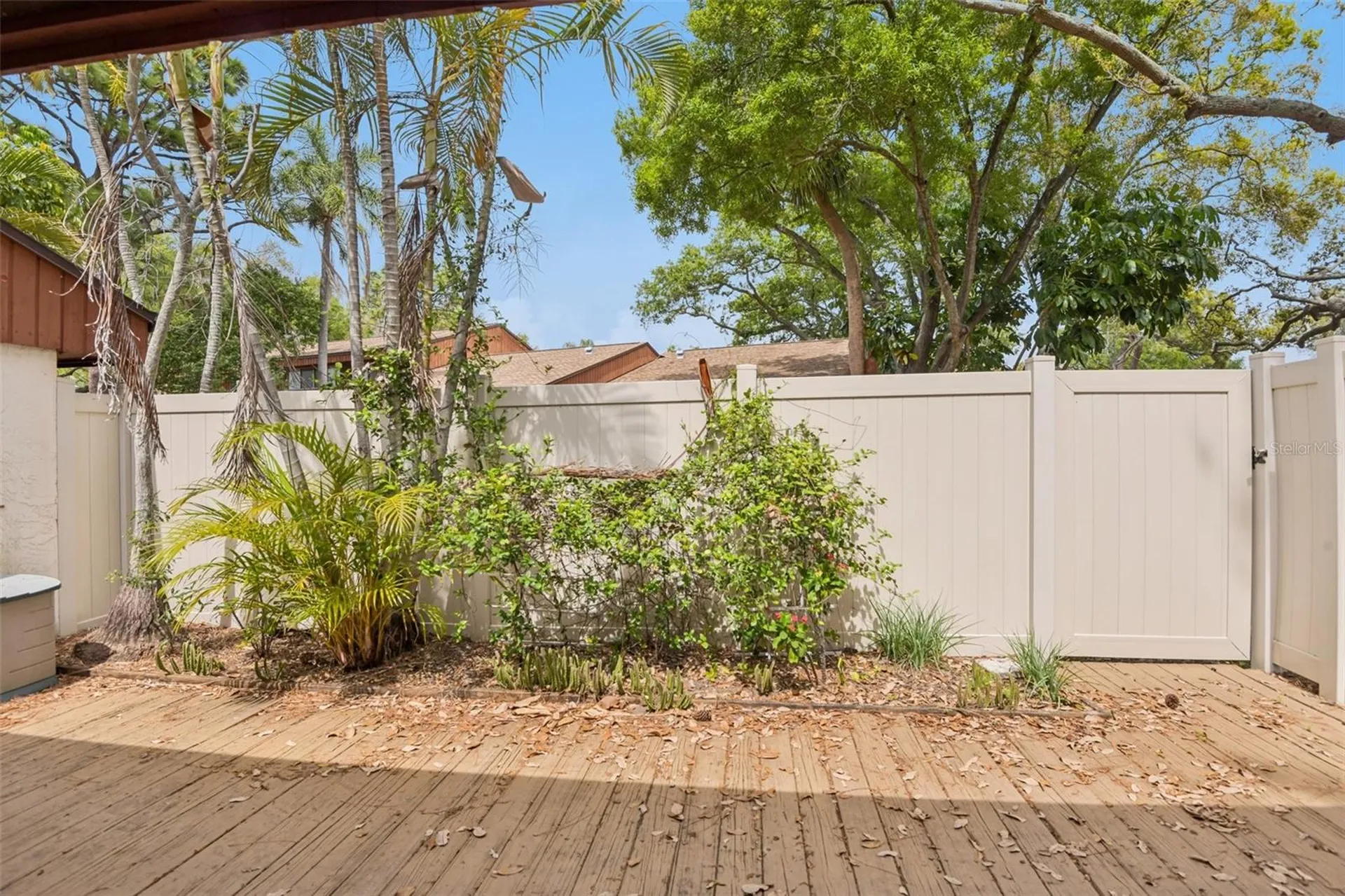 2064 Sunset Point Road Clearwater FL 33765