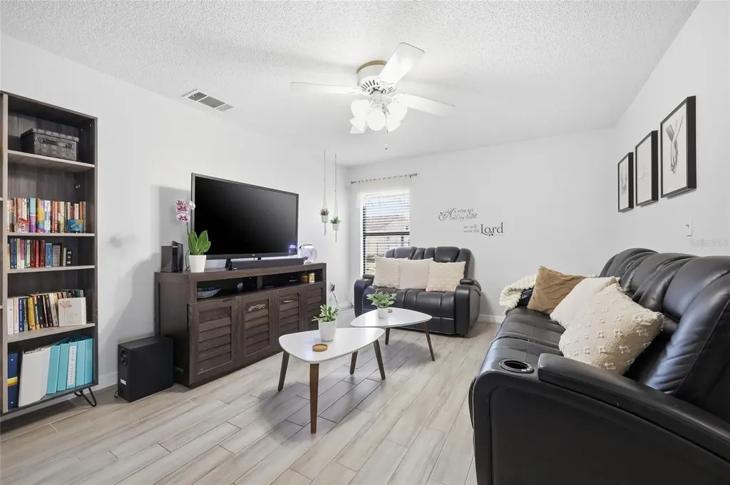 604 Heraldo Court Kissimmee FL 34758