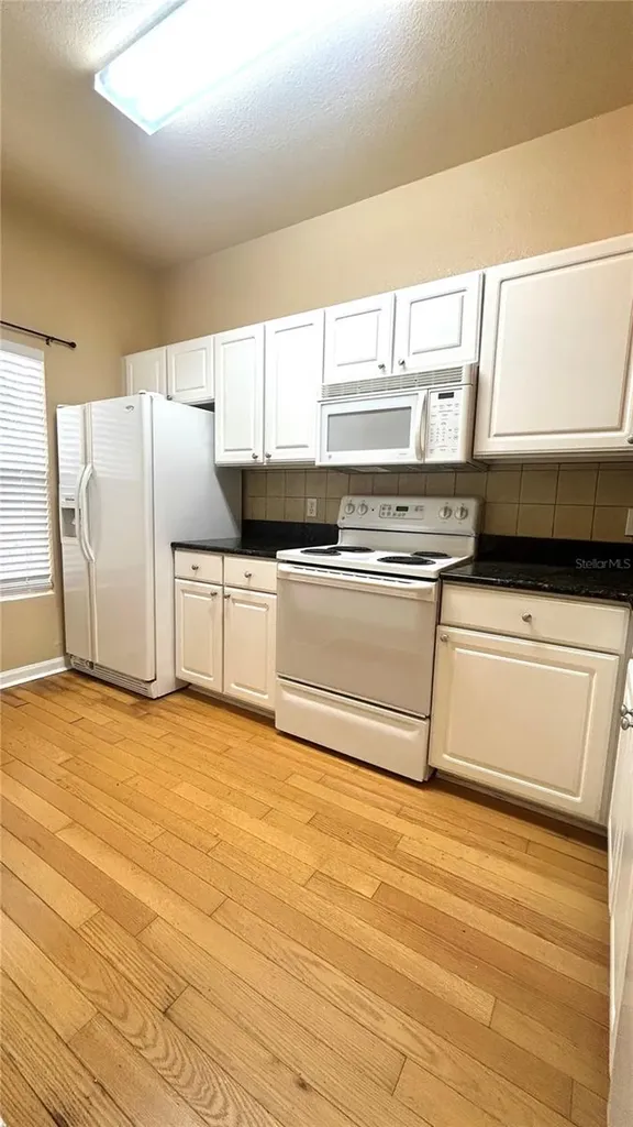 4988 NW 43rd Avenue Gainesville FL 32606