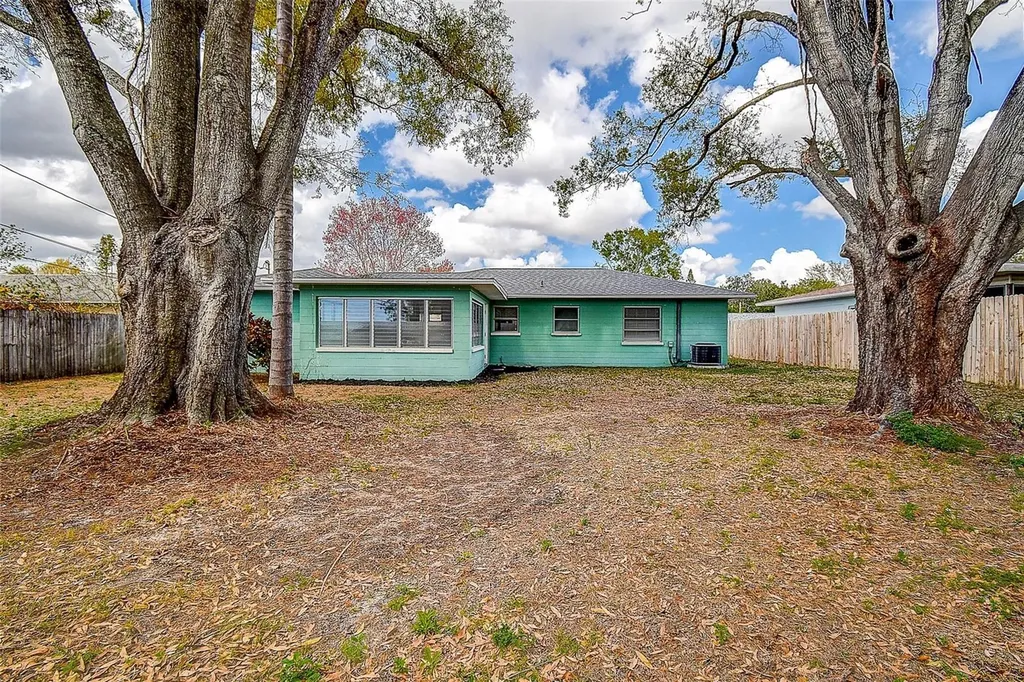 5236 32nd Terrace N St Petersburg FL 33710